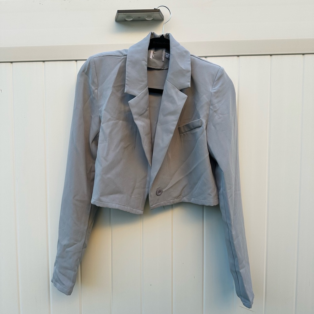 Light Blue-Gray Cropped Blazer Jacket
